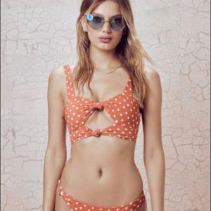 For love and lemons Mariposa knot top